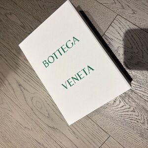Bottega Veneta White Box with Green Logo